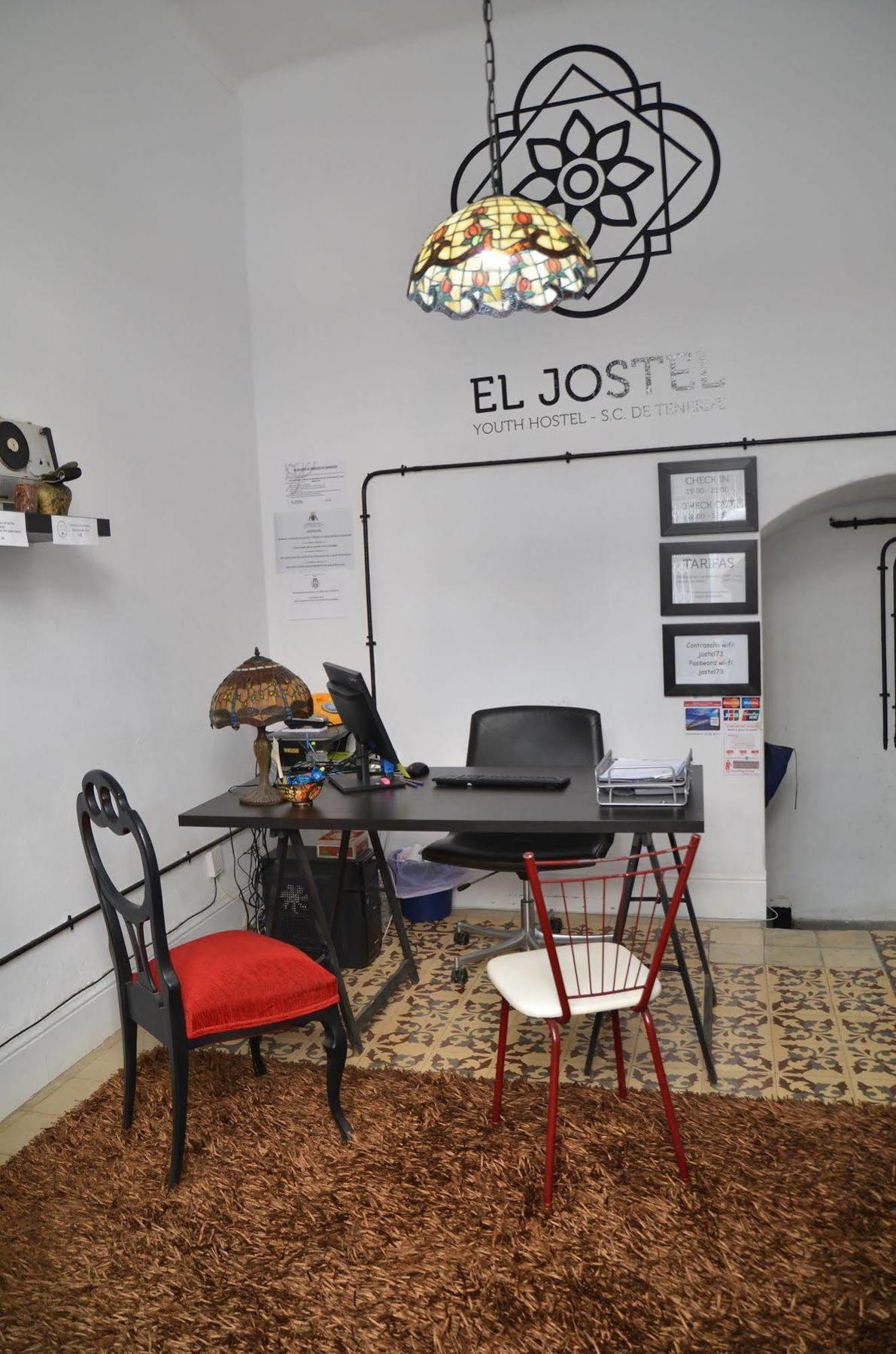サンタクルスデテネリフェ El Jostel Bed & Breakfast エクステリア 写真